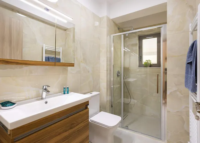 Artemis Sky - Sea Escape With Mountain View Apartamento Calamata