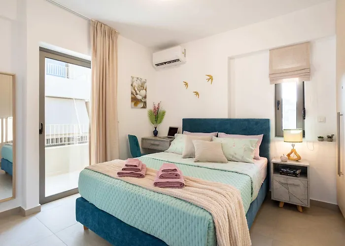 Artemis Sky - Sea Escape With Mountain View Kalamata