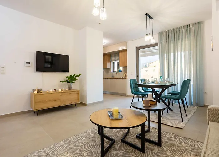 Artemis Sky - Sea Escape With Mountain View * Kalamata