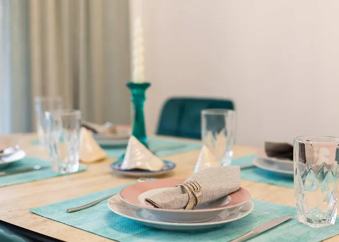 Artemis Sky - Sea Escape With Mountain View Apartment